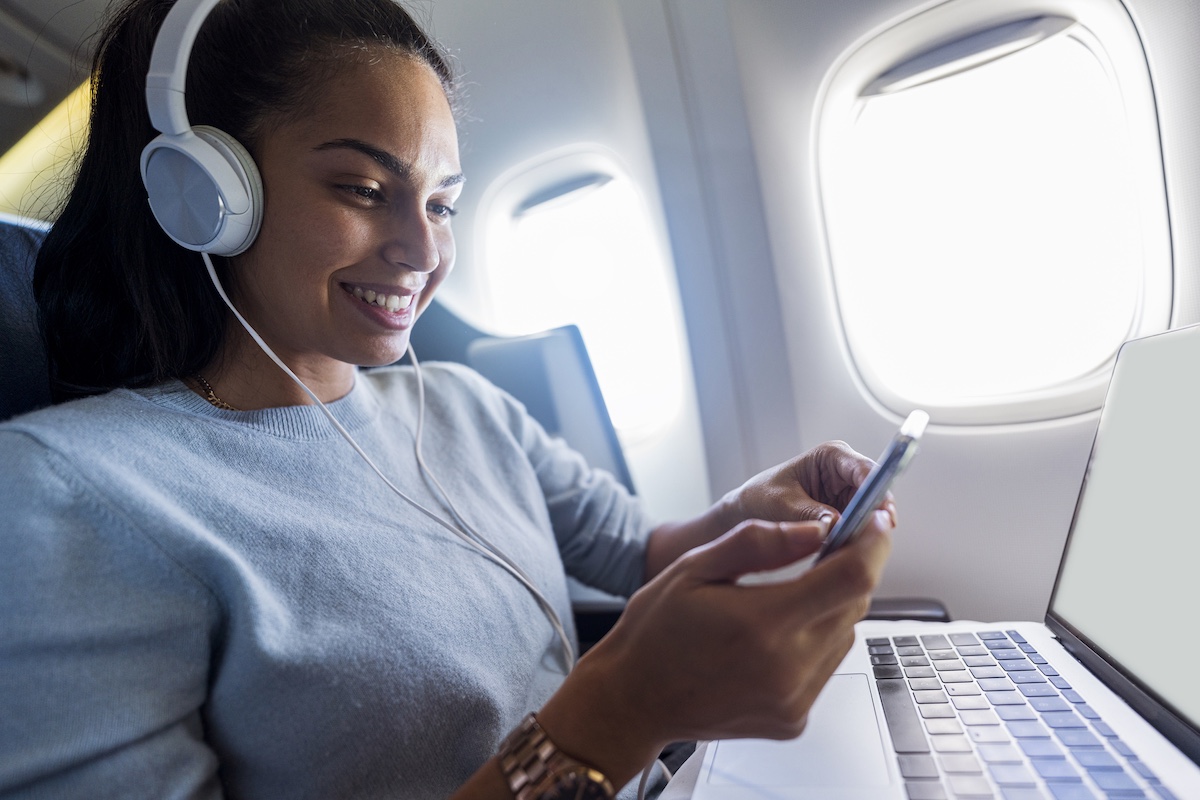 This Major U.S. Airline Plans To Offer Free Wifi