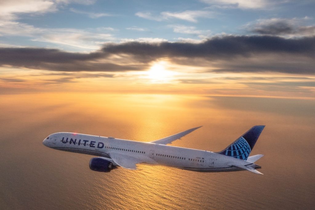 United Airlines Announces Strong Third-Quarter Financial Results